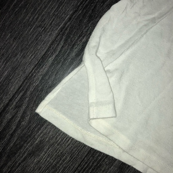 Brandy melville white elephant top - Picture 4 of 5